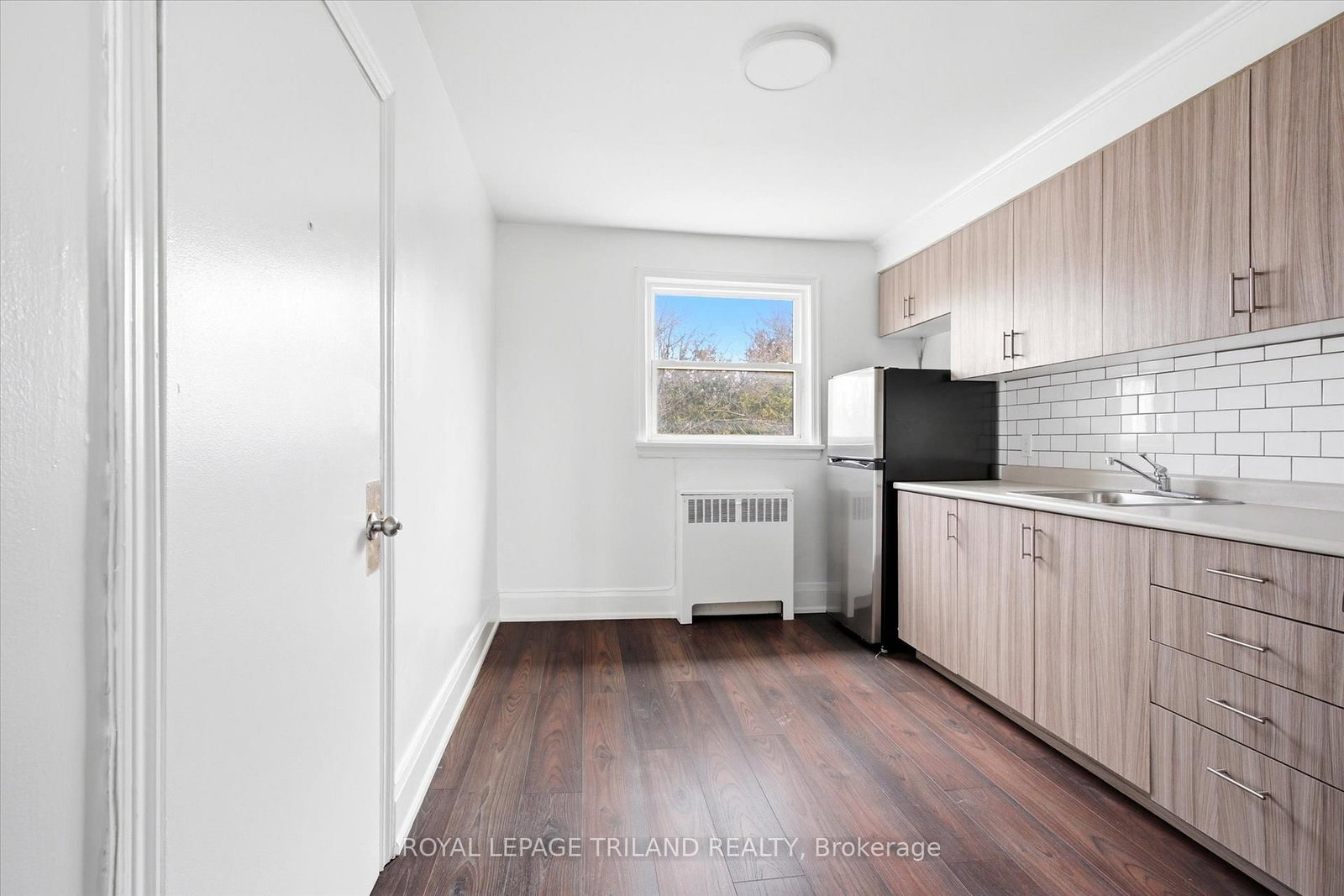 310 Speedvale Avenue E, Unit 6 - Photo 5