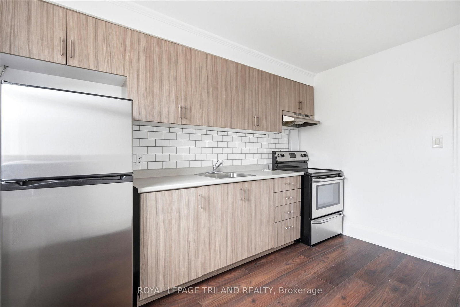 310 Speedvale Avenue E, Unit 6 - Photo 6