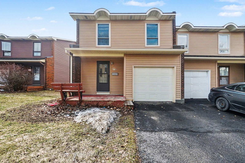 12D Arnold Dr, Ottawa, K2H 6V9 | Image 2