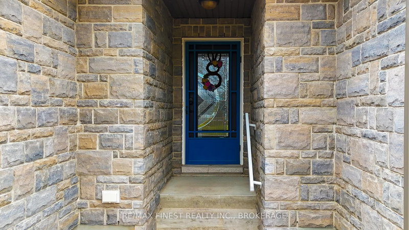 23 Creighton Dr, Bissett Creek, K0H 2H0 | Image 3