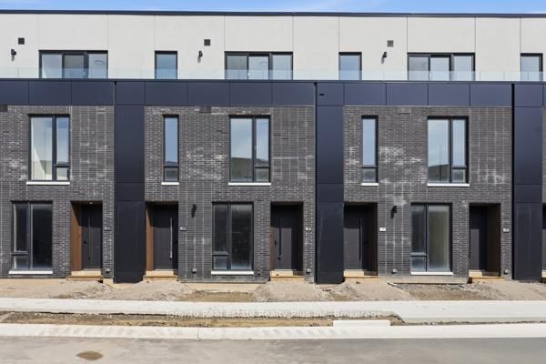 154 Everett Common Street - Photo 2