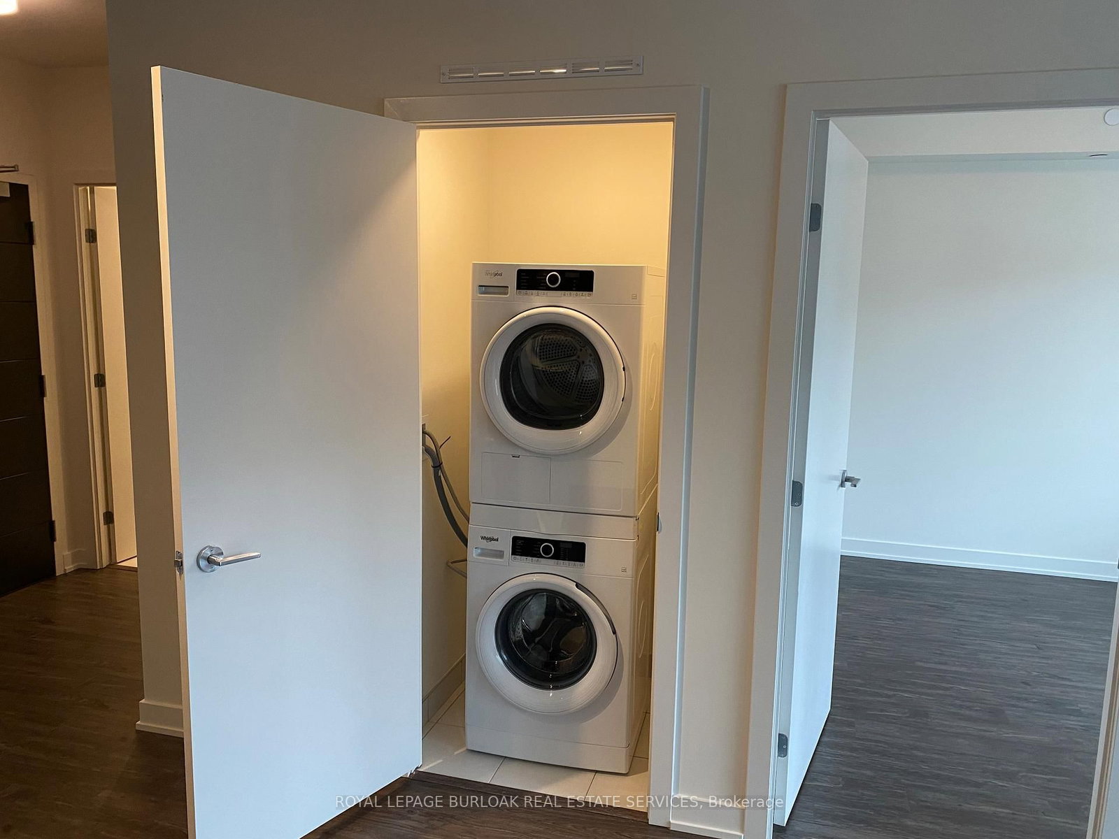 212 King William Street E, Unit 423 - Photo 19