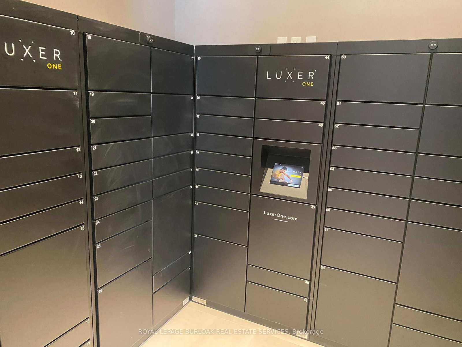 212 King William Street E, Unit 423 - Photo 35