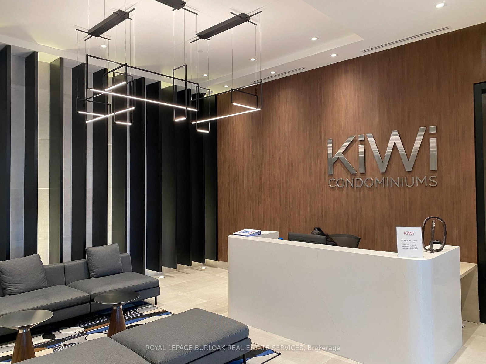 212 King William Street E, Unit 423 - Photo 4