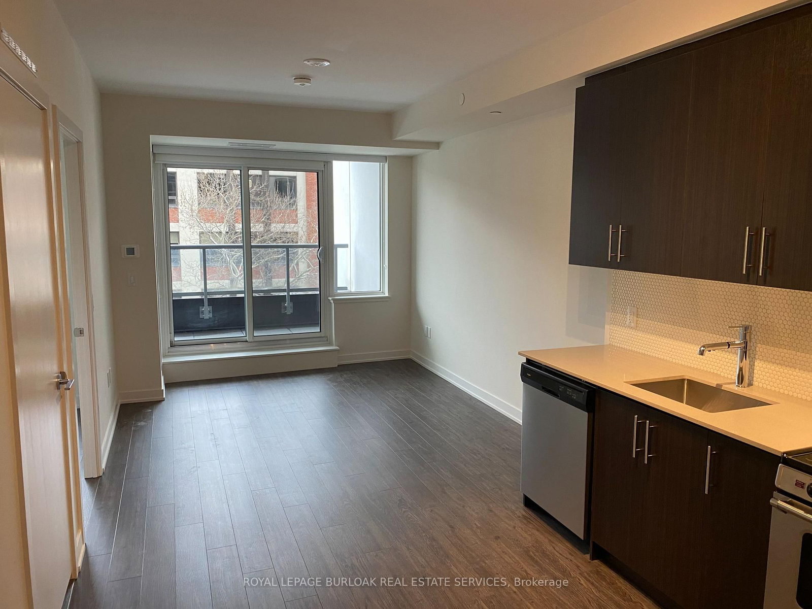 212 King William Street E, Unit 423 - Photo 9