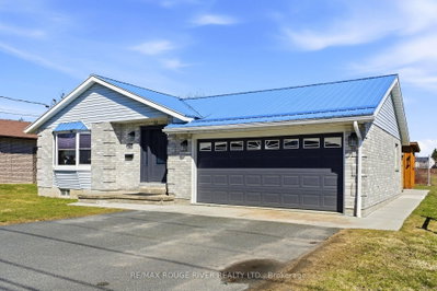 846 Ontario Street • Cobourg, ON photo 3