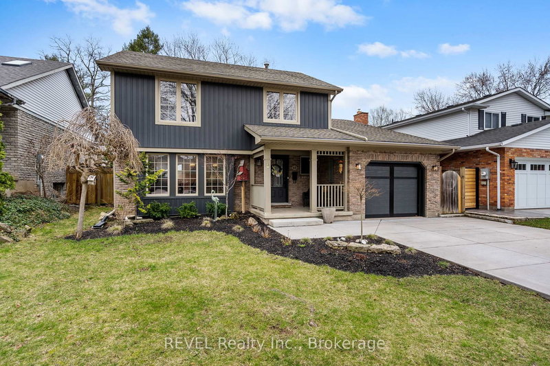 60 October Dr, St. Catharines, L2N 6J6 | Image 2