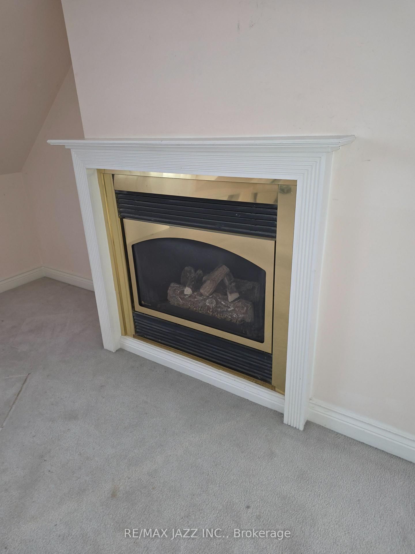 132 Victoria Street N - Photo 6