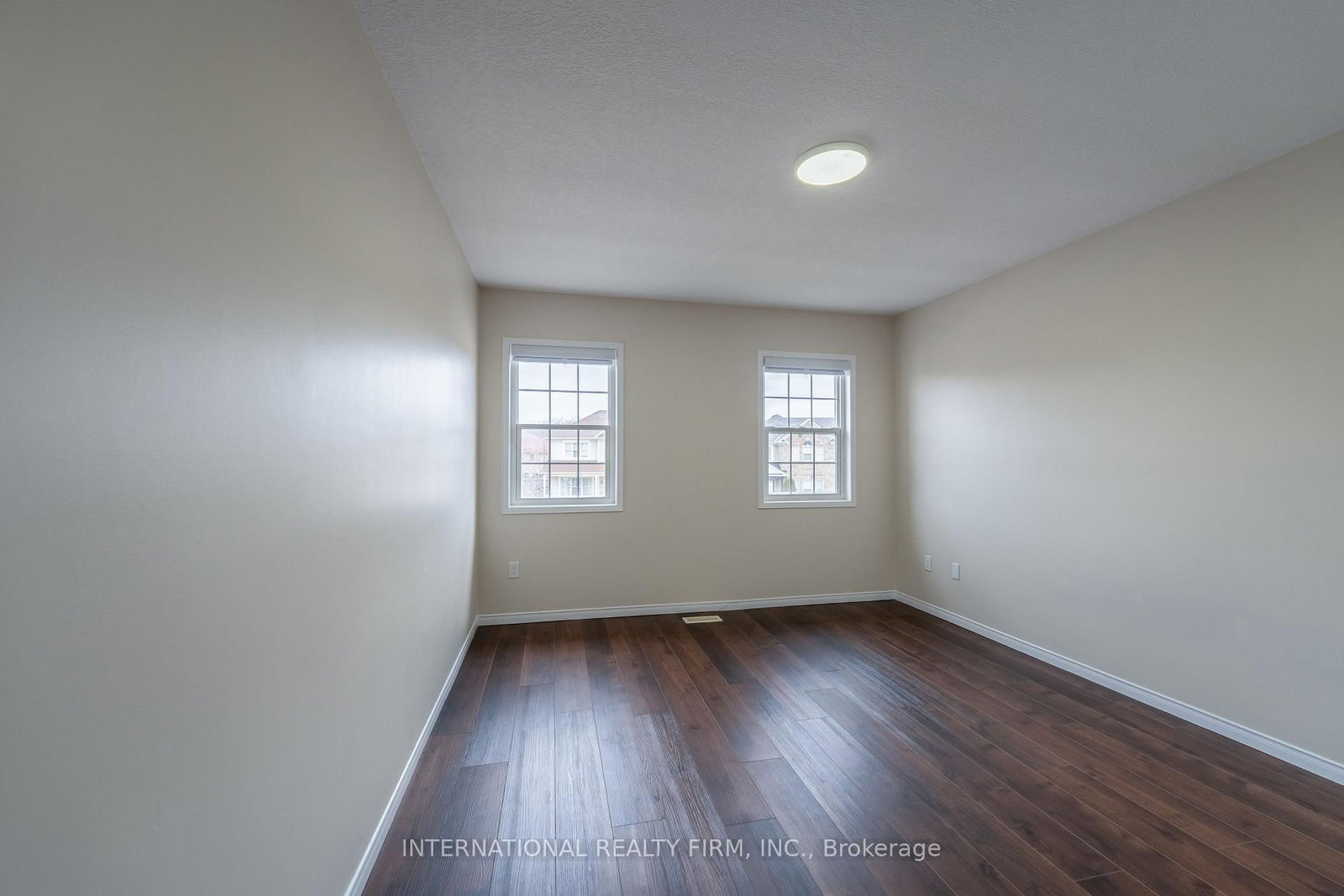 102 Hunter Way - Photo 35