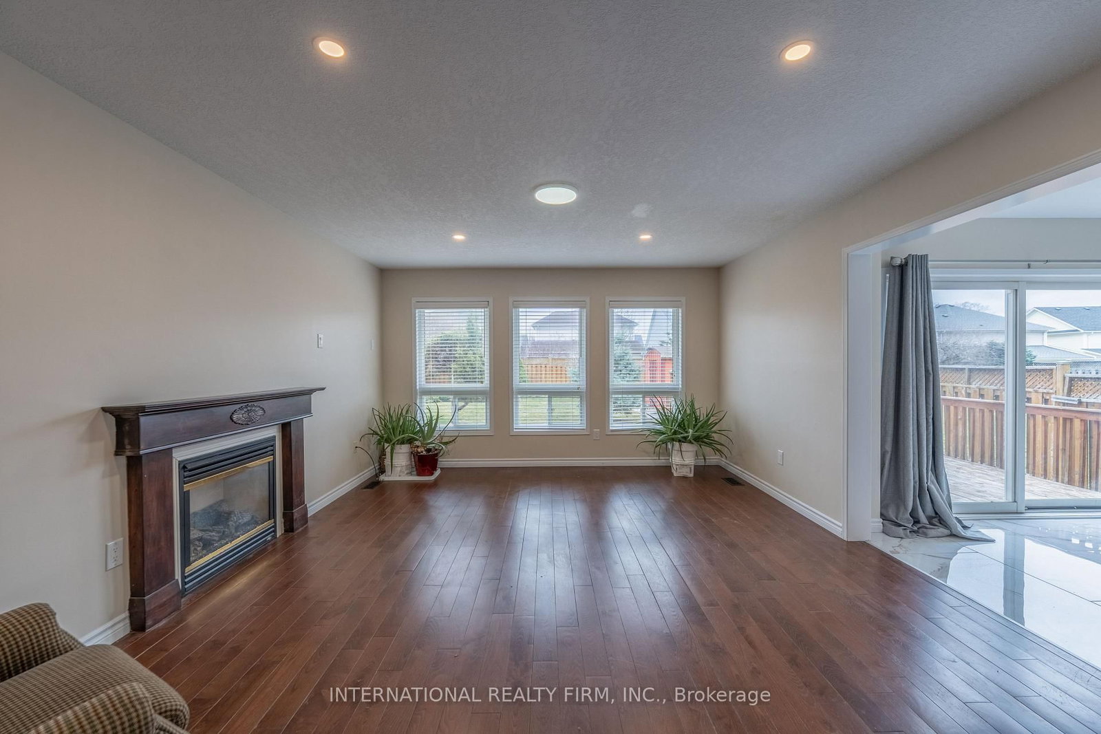 102 Hunter Way - Photo 6