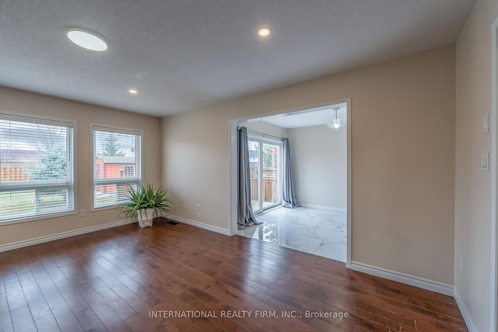 102 Hunter Way - Photo 7