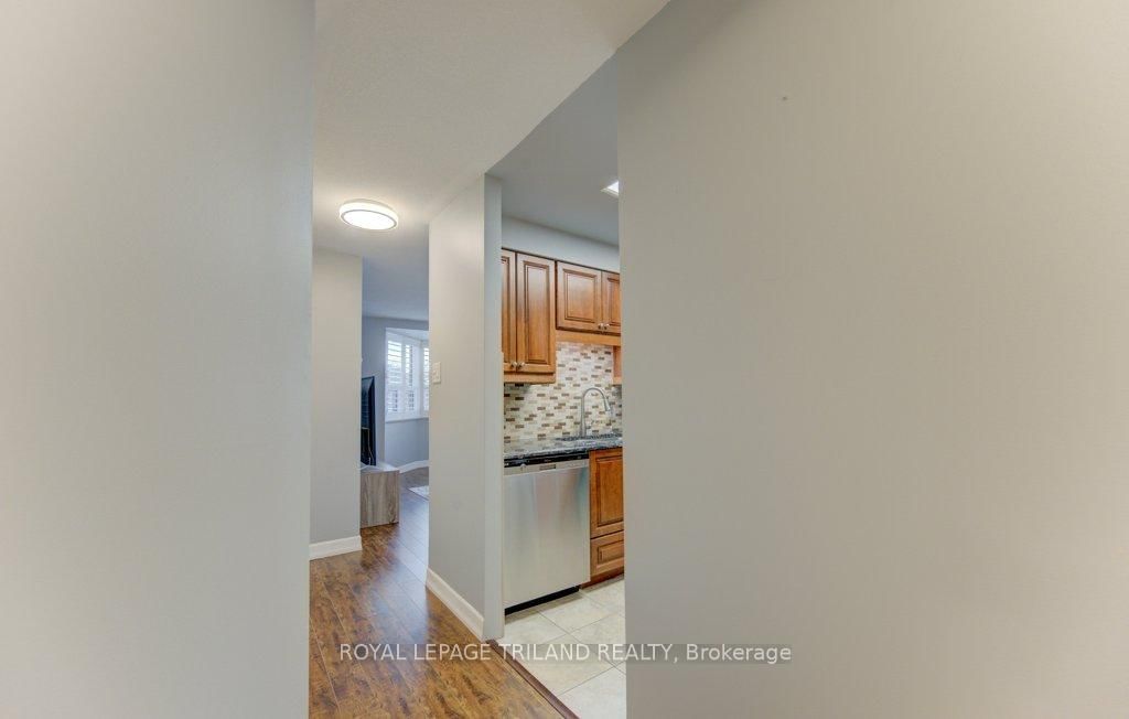 20 Ellen Street, Unit 403 - Photo 13