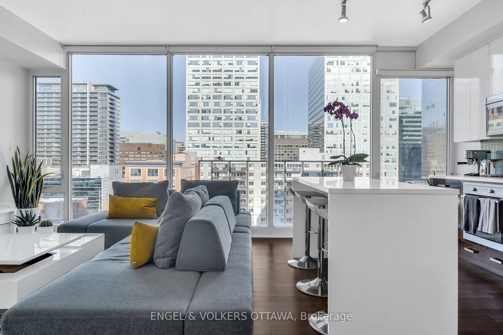 300 LISGAR Street, Unit 701 - Photo 14