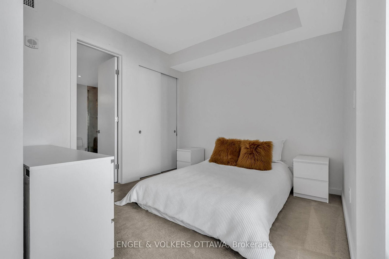 300 LISGAR Street, Unit 701 - Photo 19