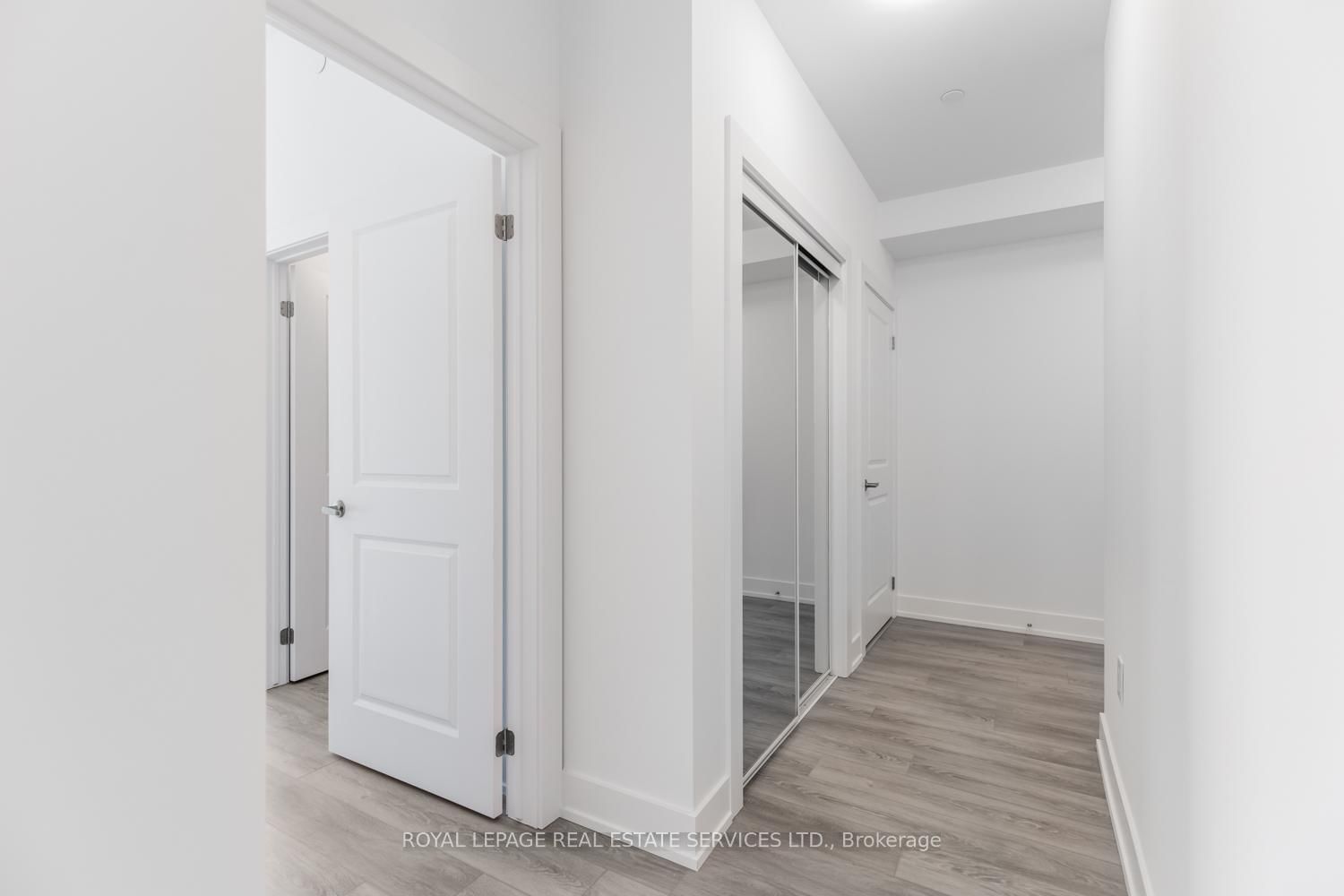 Condo for sale at 1202-460 Dundas Street, Hamilton, Ontario, L8B 2A5 - Waterdown - MLS: X12962144