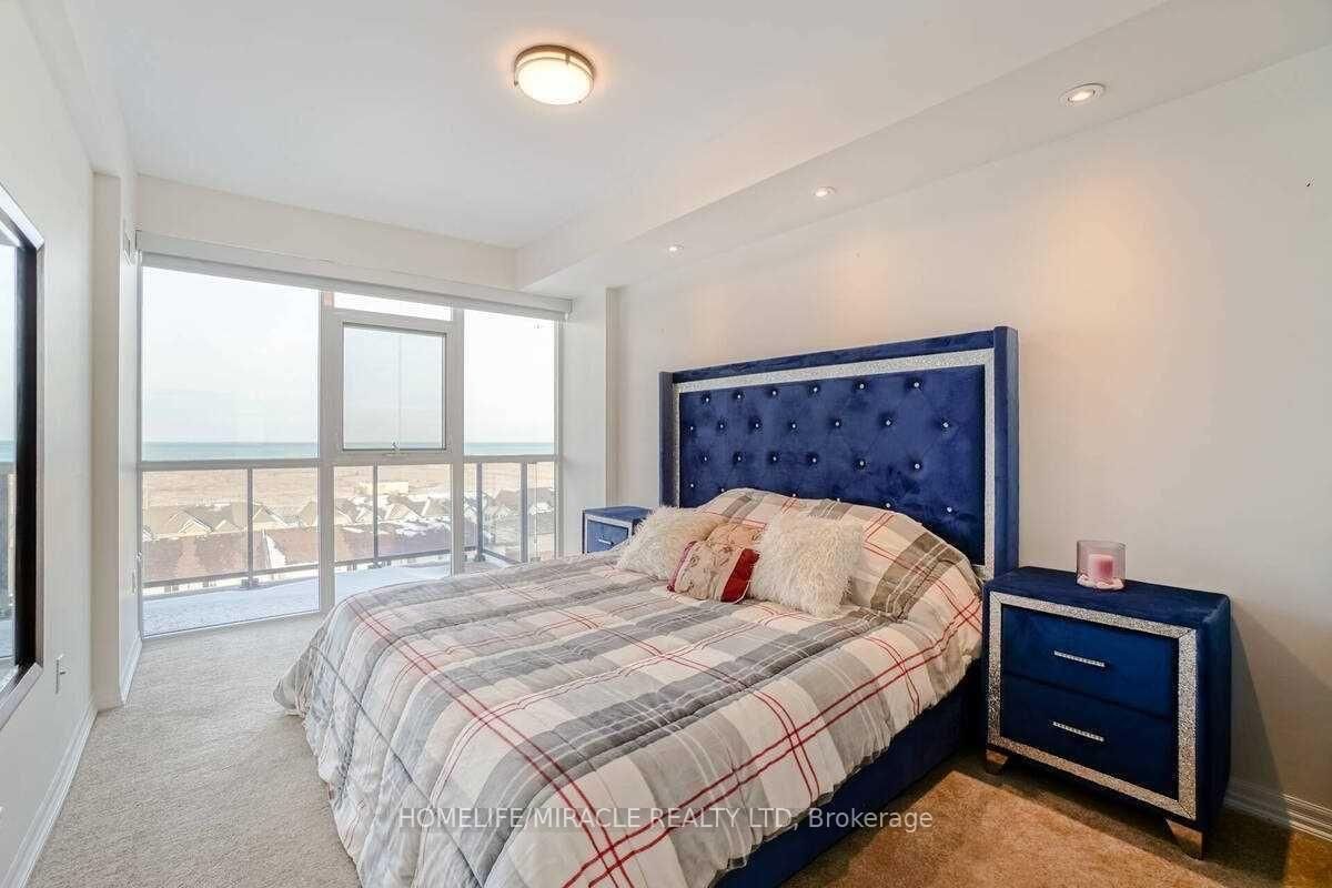 560 North Service Road, Unit 602 - Photo 18