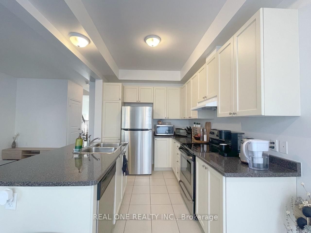 90 Raymond Road, Unit 21 - Photo 6