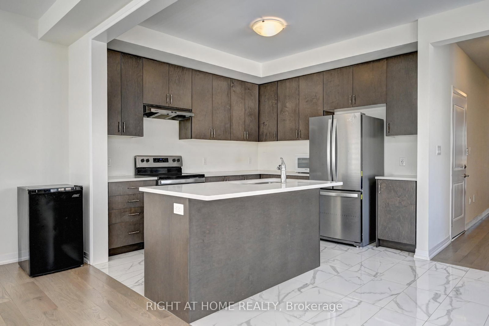 15 Blacklock Street, Unit 20 - Photo 14