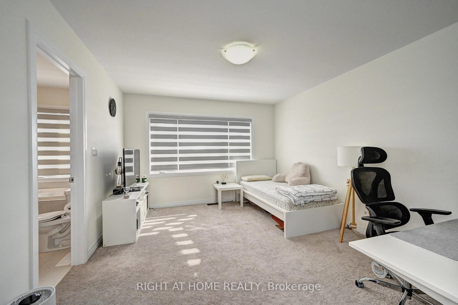 15 Blacklock Street, Unit 20 - Photo 20