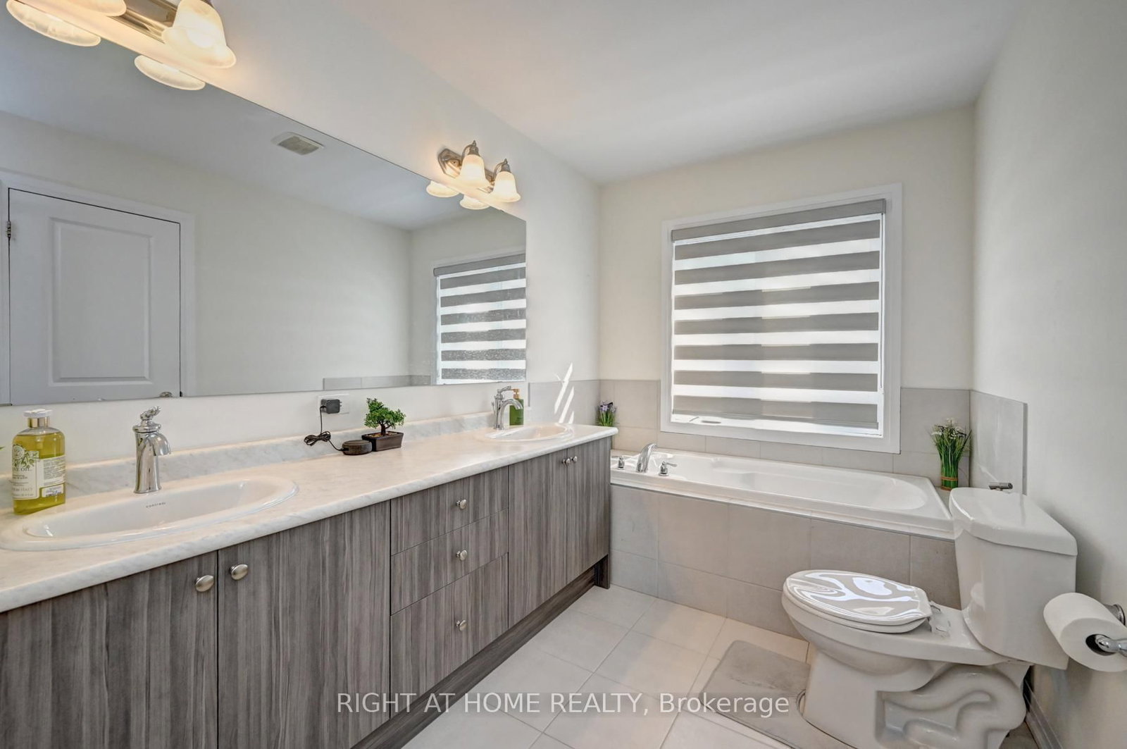 15 Blacklock Street, Unit 20 - Photo 27