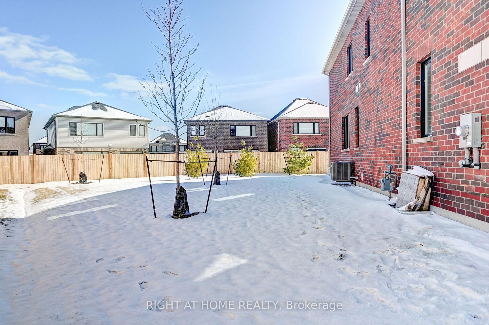 15 Blacklock Street, Unit 20 - Photo 40