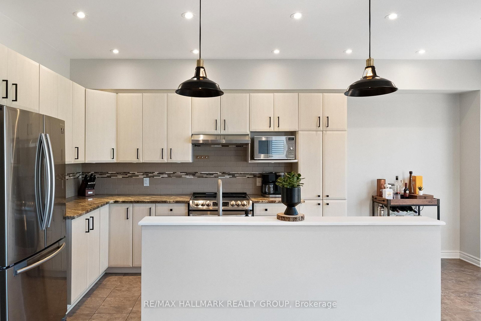 735 Morningstar Way - Photo 14