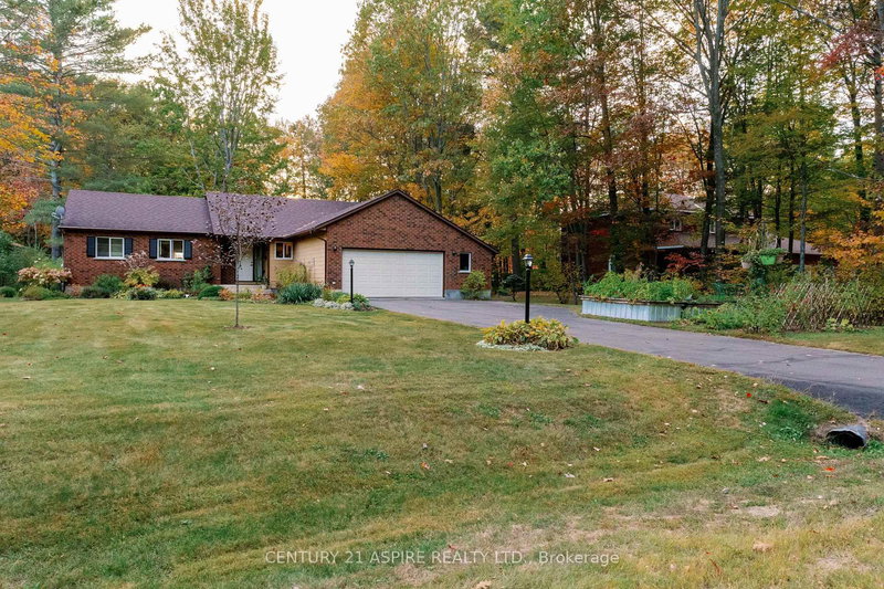 32 Country Lane, Petawawa, K8H 3J9 | Image 2