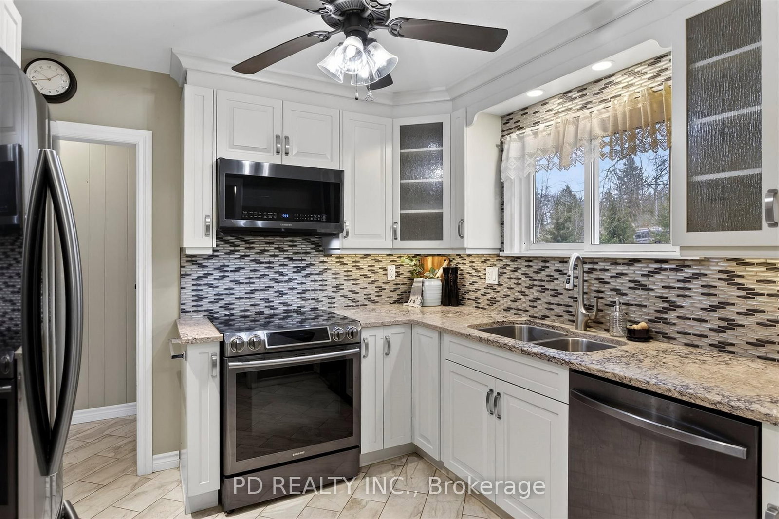 200 Charlore Park Drive • Kawartha Lakes, ON photo 15