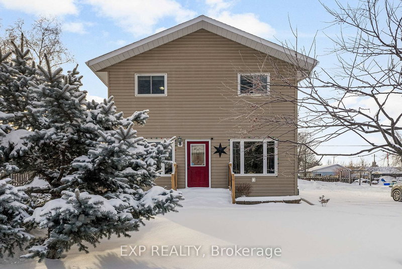 home for sale on 395 Lisgar Avenue