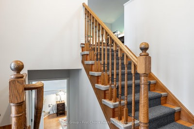 27 Mcqueen Court • Stratford, ON photo 5
