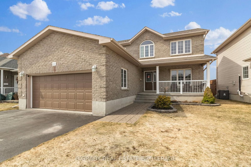 1004 Crestwood Dr, Brockville, K6V 7N1 | Image 3