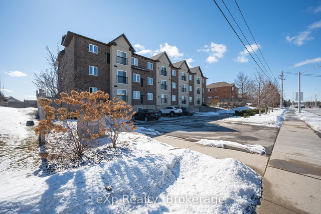 204 - 886 Golf Links Road
