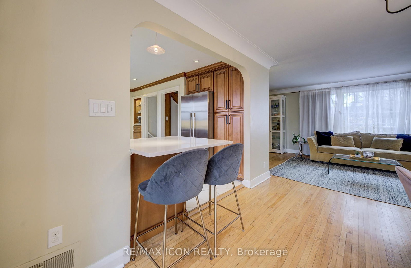 27 Lowrey Avenue S - Photo 14
