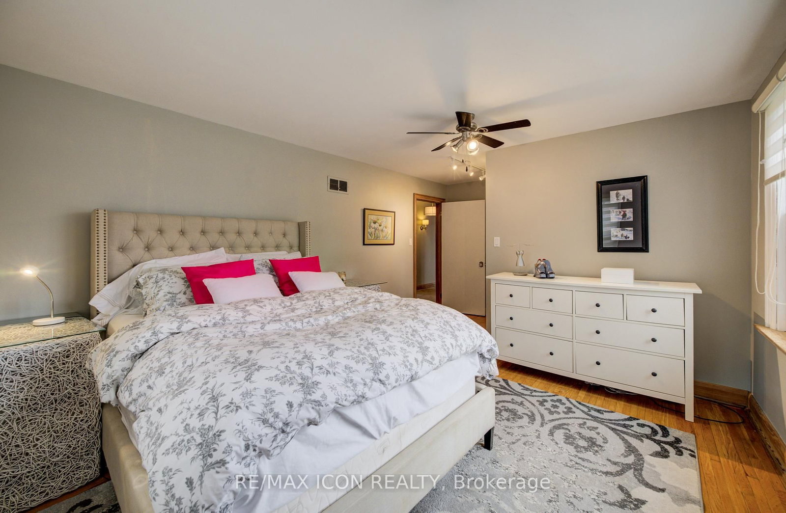 27 Lowrey Avenue S - Photo 24
