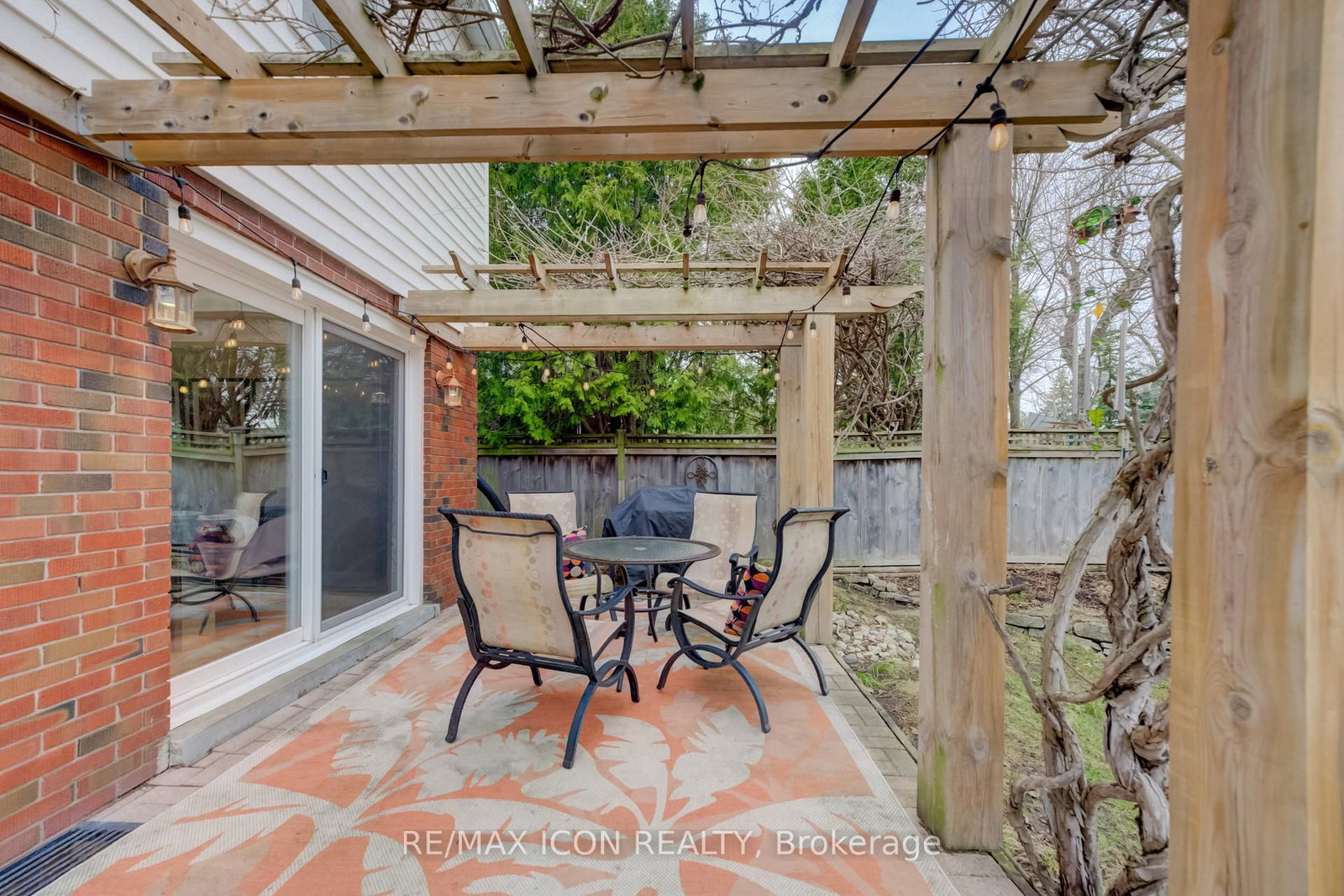 27 Lowrey Avenue S - Photo 46