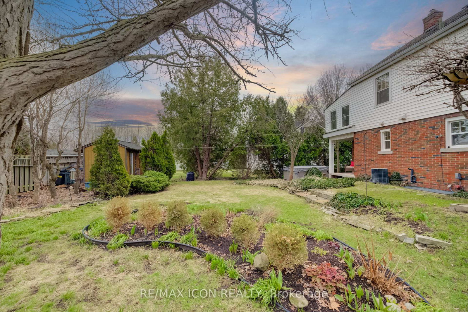 27 Lowrey Avenue S - Photo 50