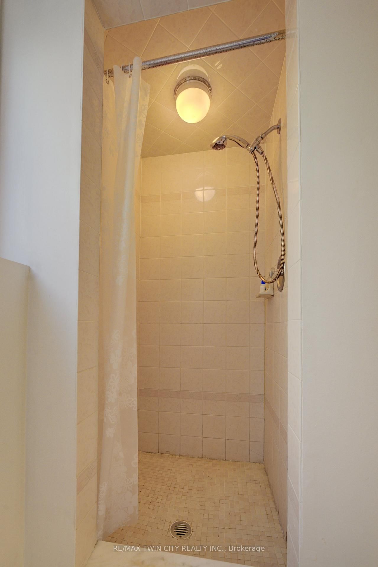 489 Northlake Drive - Photo 30