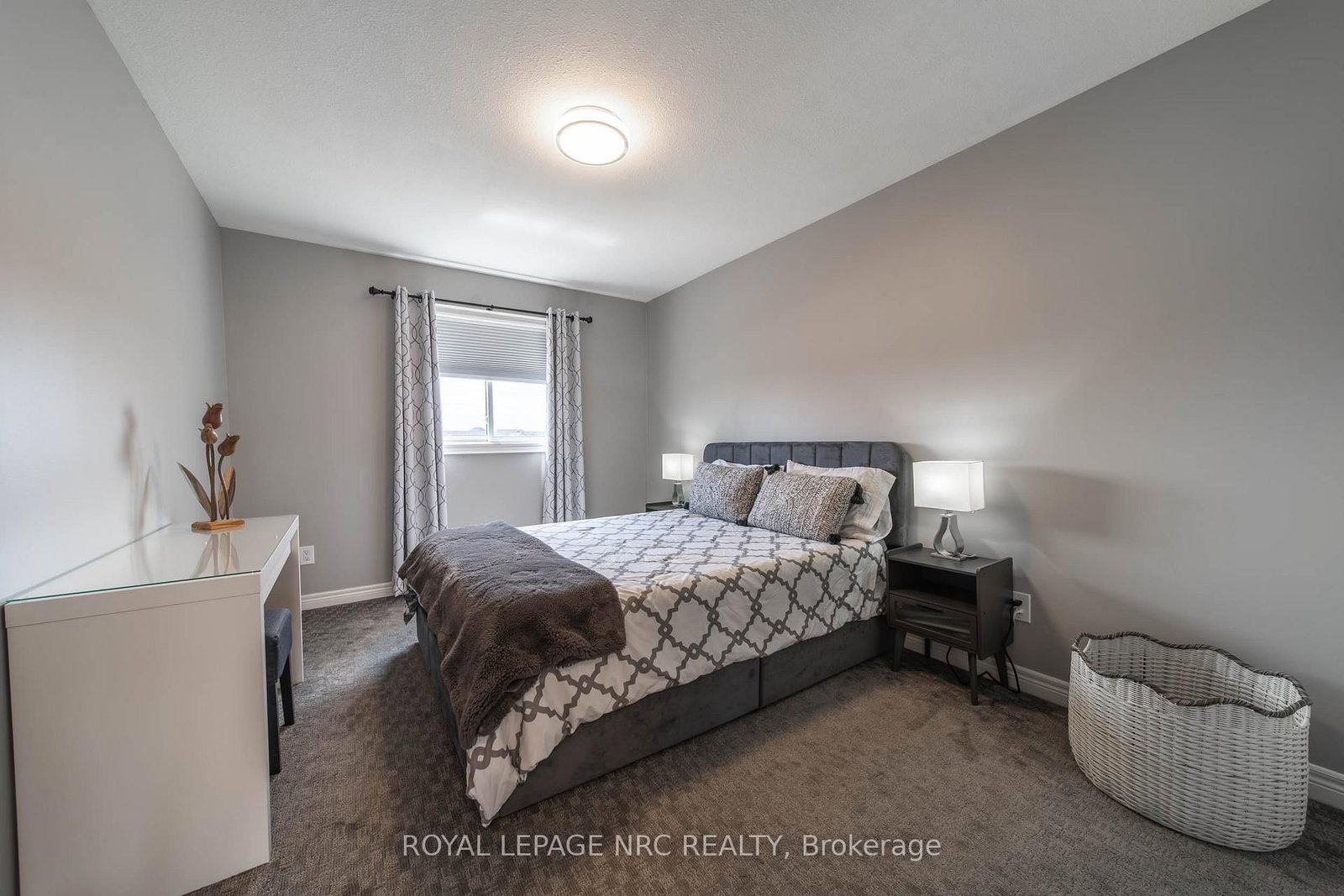 Detached House for sale at 325 Hillsdale Road, Welland, Ontario, L3C 7M2 - Coyle Creek - MLS: X12962960