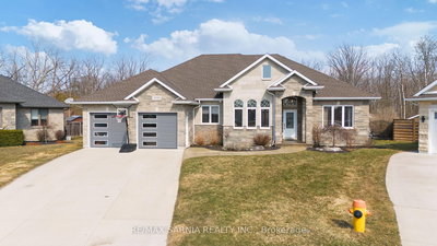 7133 Muskoka Tr | Plympton-Wyoming | Image