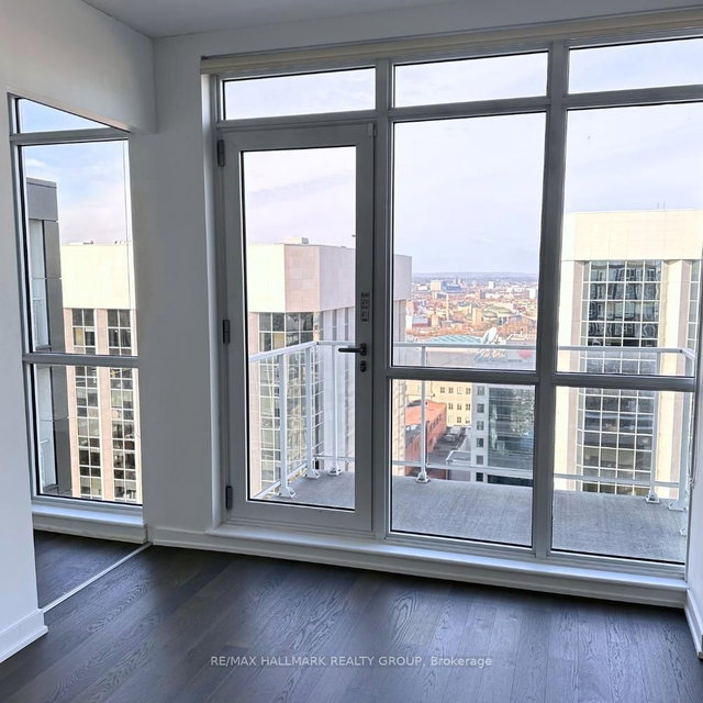 2115 - 199 Slater Street