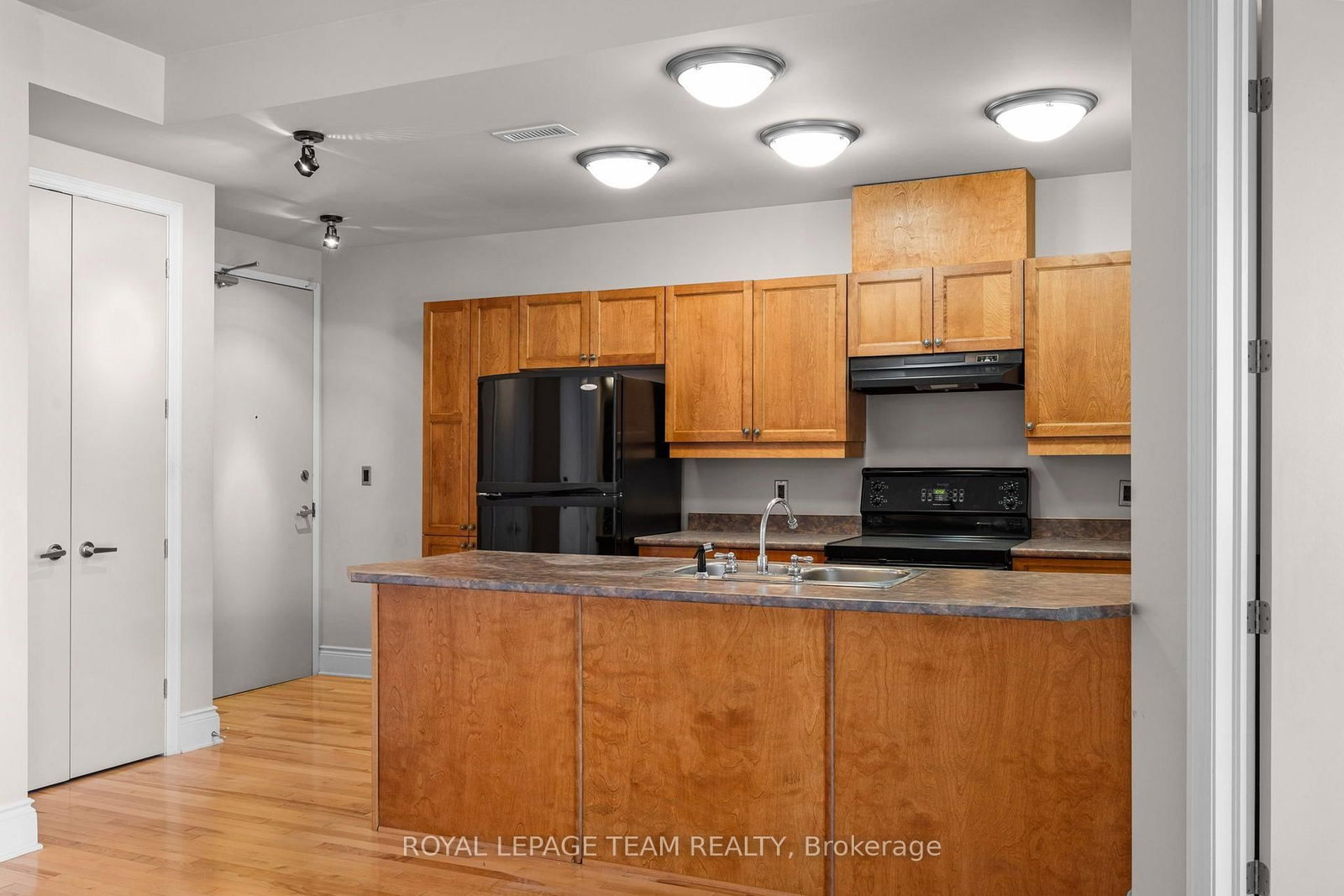 260 Besserer Street • #202 • Ottawa, ON photo 6