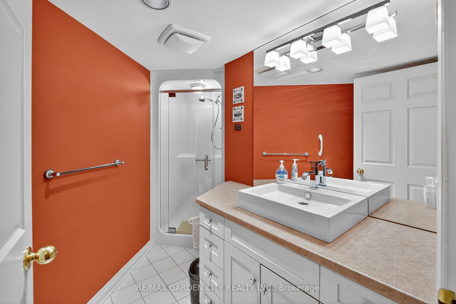 70 Main Street, Unit 201 - Photo 22