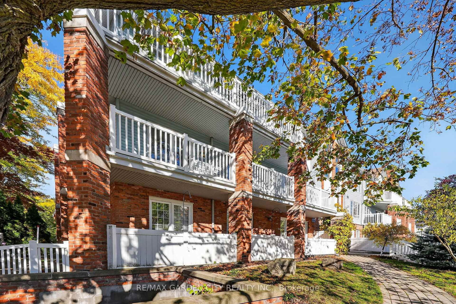 70 Main Street, Unit 201 - Photo 28