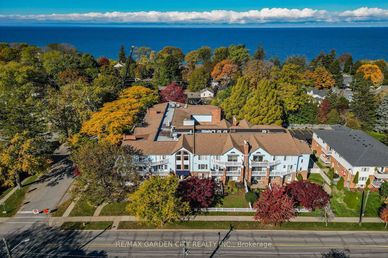 70 Main Street, Unit 201 - Photo 36