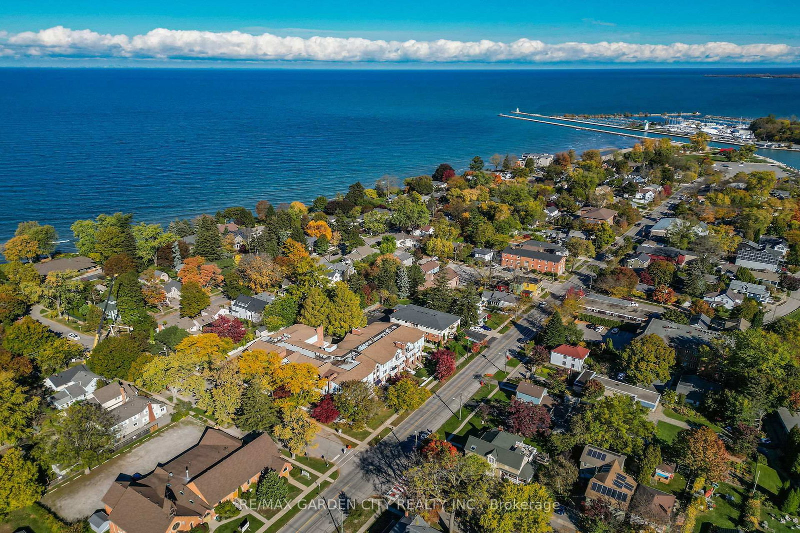 70 Main Street, Unit 201 - Photo 37