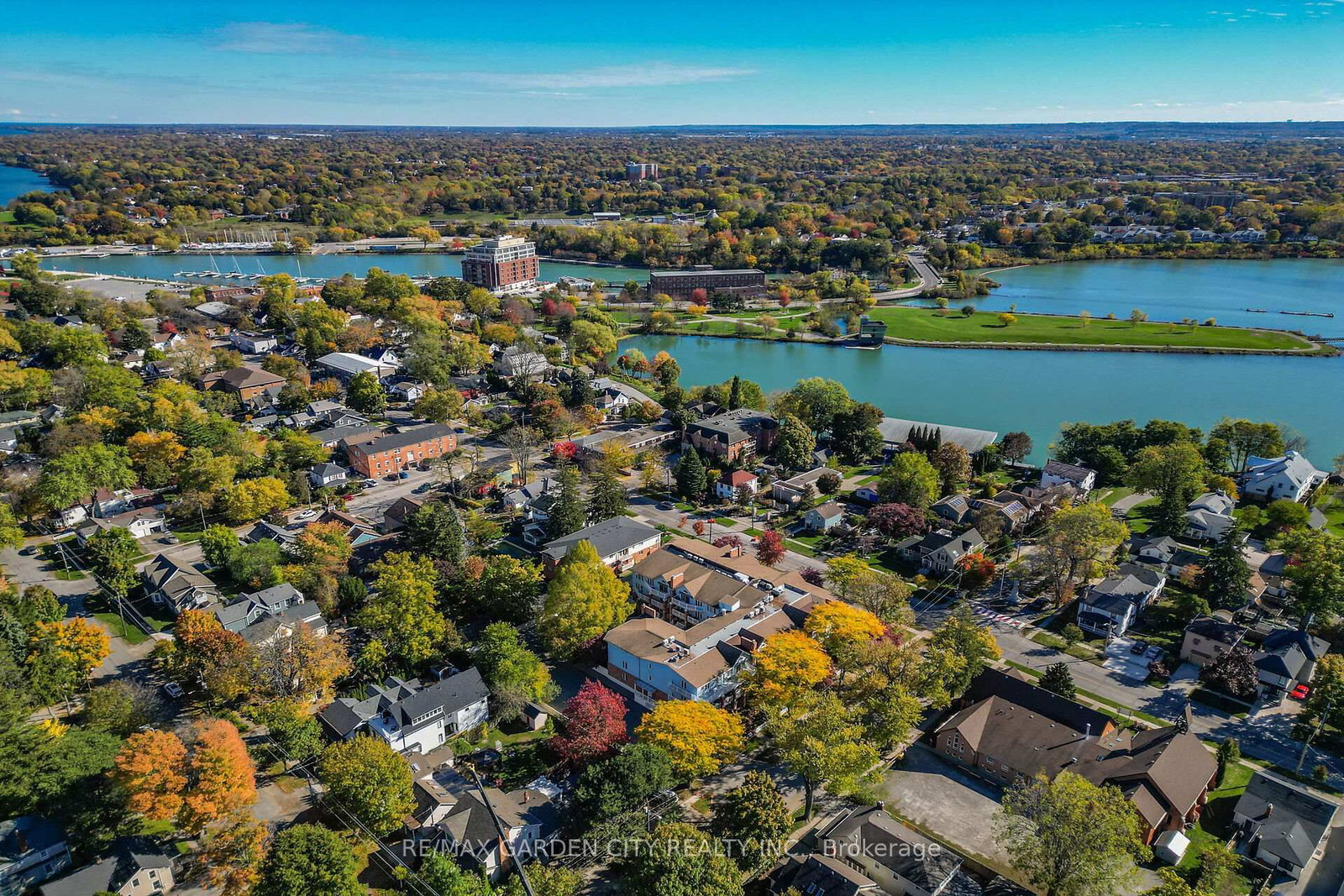 70 Main Street, Unit 201 - Photo 39