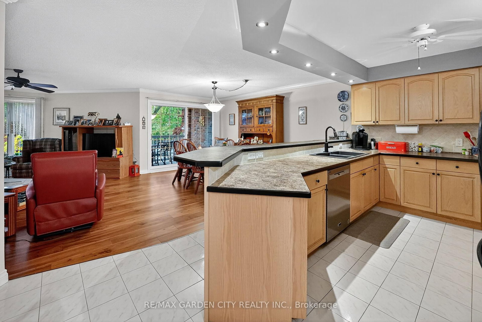 70 Main Street, Unit 201 - Photo 6