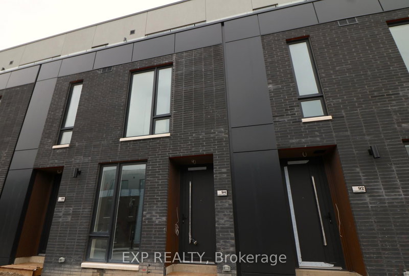 home for lease on 94-3 Abbot Street