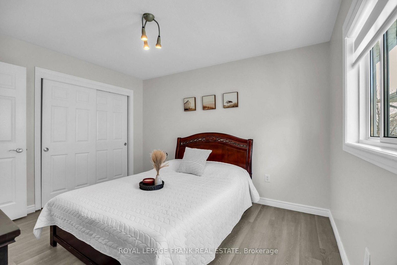 Detached House for sale at 375 St Lawrence Drive, Welland, Ontario, L3C 7H7 - N. Welland - MLS: X12963270