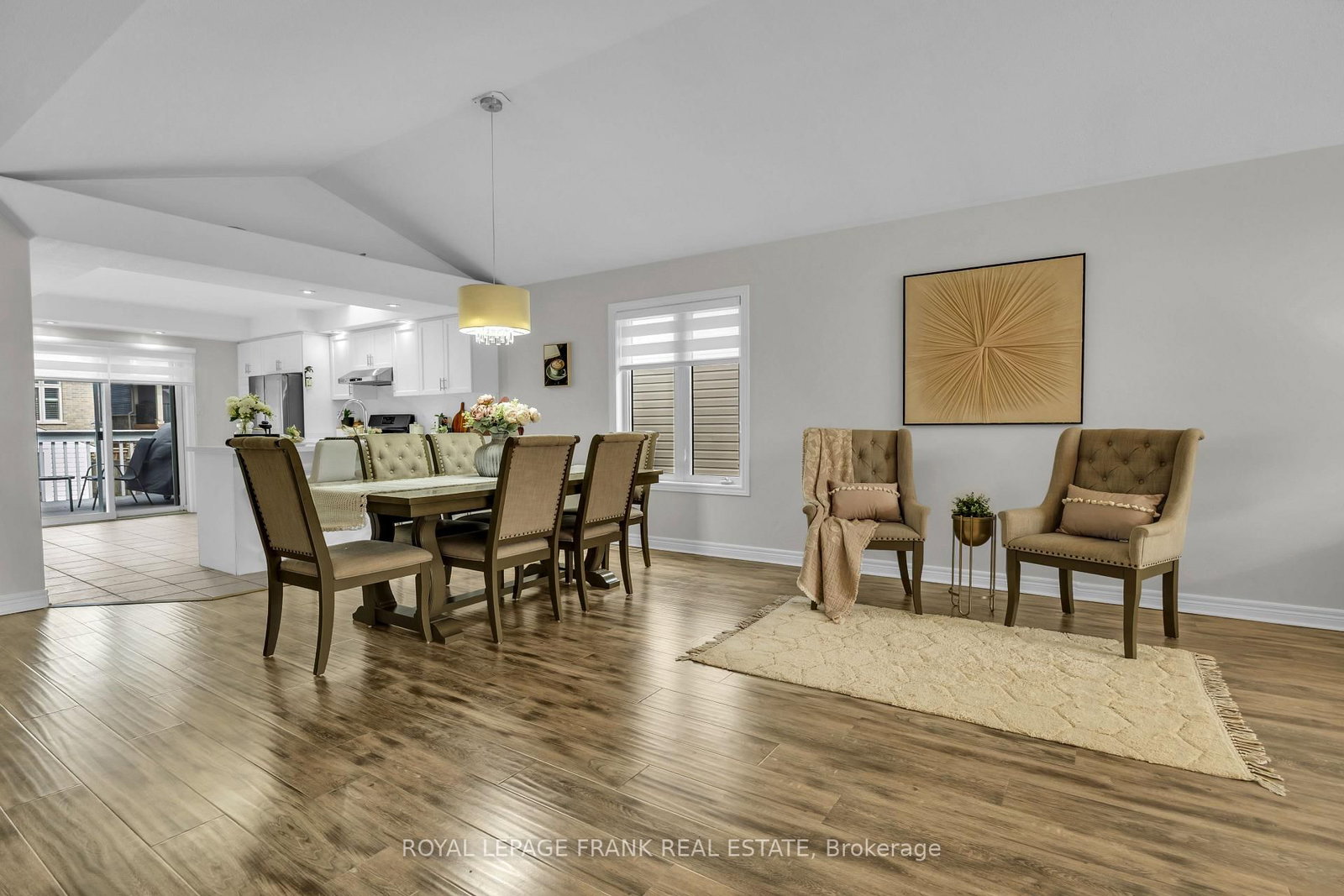 Detached House for sale at 375 St Lawrence Drive, Welland, Ontario, L3C 7H7 - N. Welland - MLS: X12963270